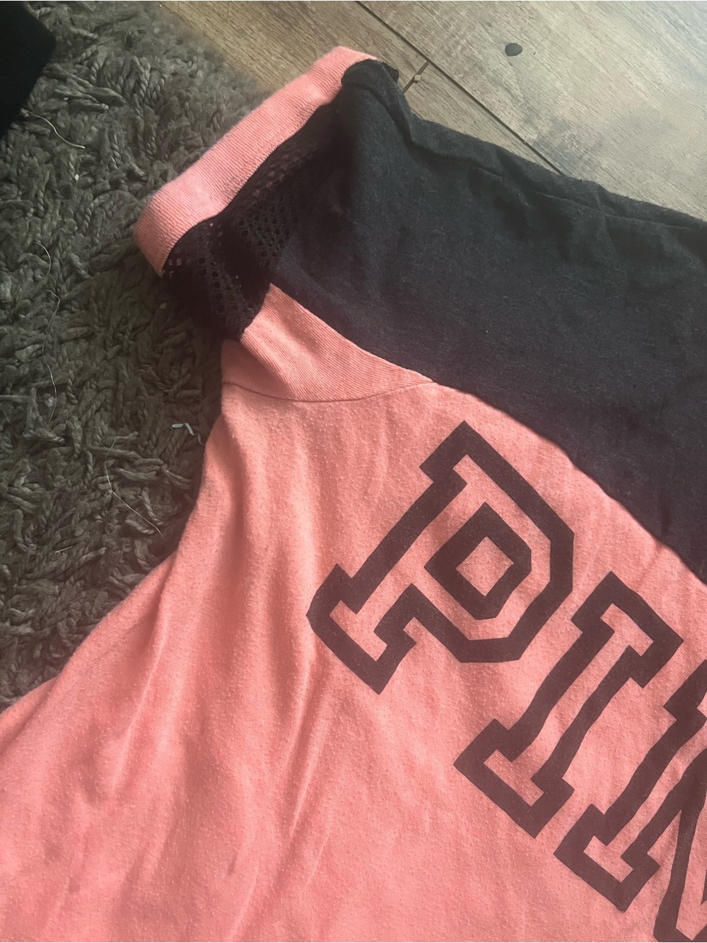 PINK Tee - Picture 3 of 4